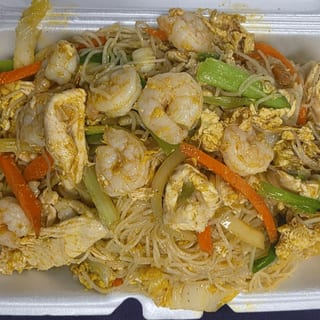 L4. Singapore Rice Noodle
