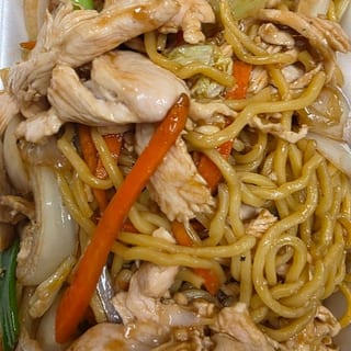 L6. Chicken Lo Mein
