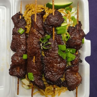 L2. Garlic Noodle with Teriyaki Beef