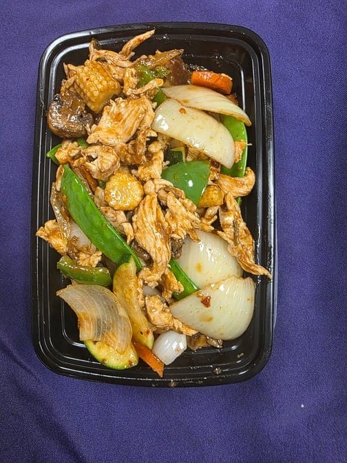 Garlic Basil Stir-Fry with Chicken.