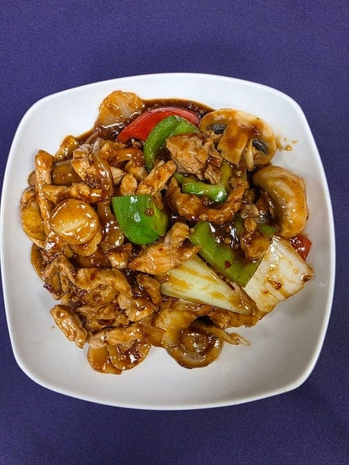 G2. Pork in Garlic Sauce.
