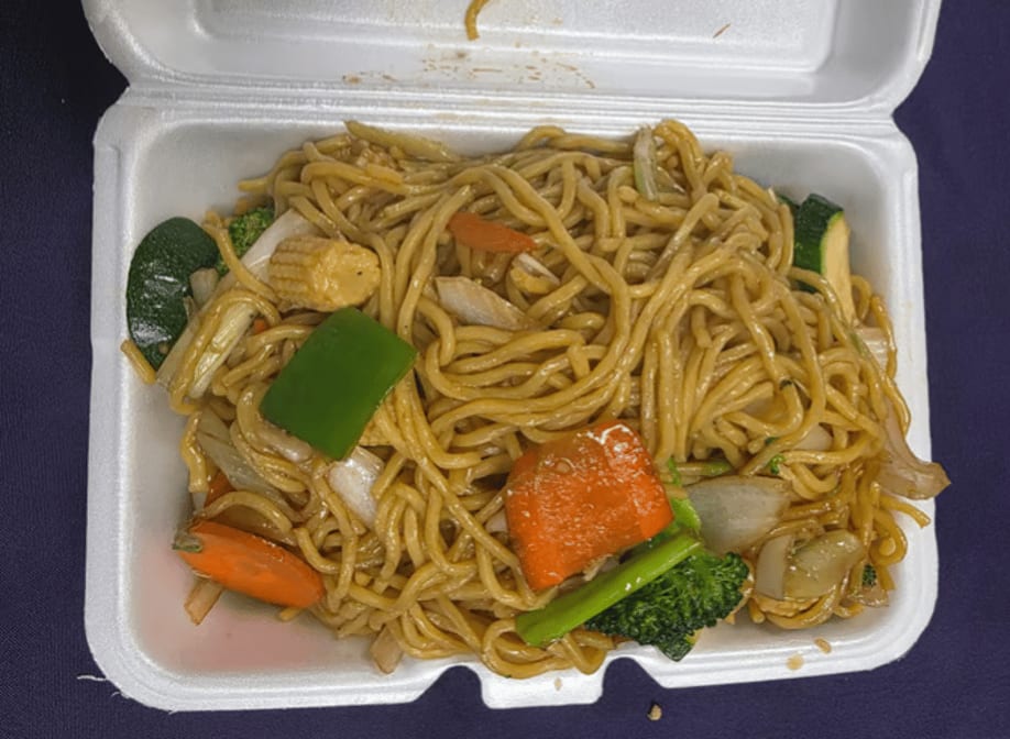 L9. Vegetables Lo Mein.