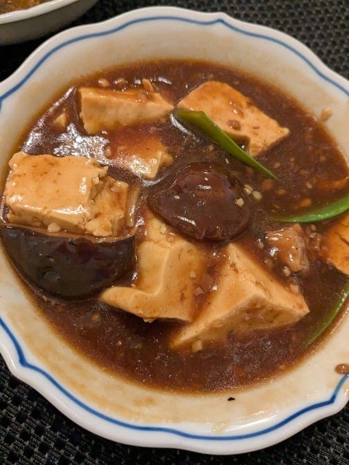 V4. Tofu with Black Mushroom.